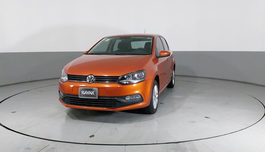 Volkswagen • Polo