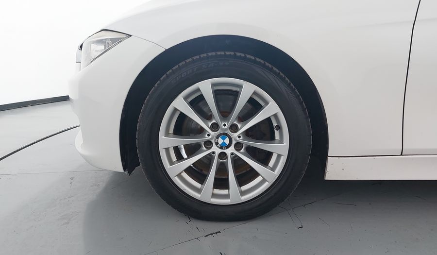 Bmw Serie 3 2.0 328IA Sedan 2014