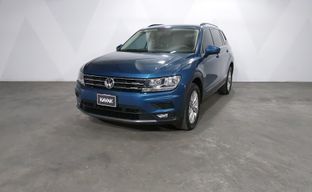 Volkswagen • Tiguan