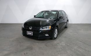 Volkswagen • Jetta