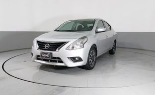 Nissan • Versa