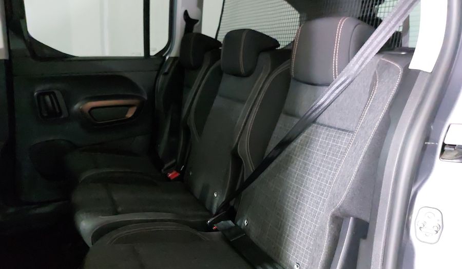Peugeot Rifter 1.2 PURETECH GT AUTO Minivan 2024