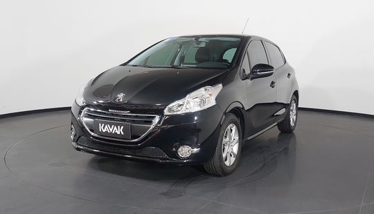 Peugeot • 208