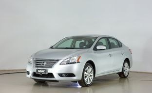 Nissan • Sentra