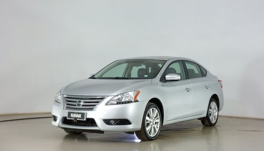 Nissan • Sentra