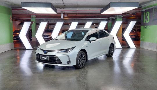 Toyota • Corolla