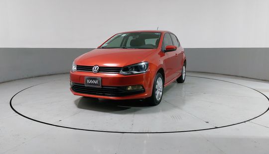 Volkswagen • Polo