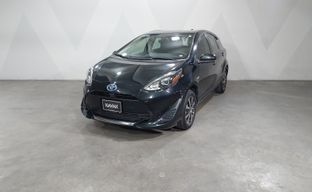 Toyota • Prius C