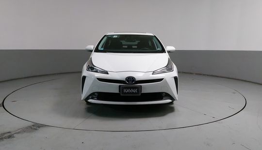 Toyota • Prius