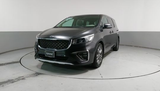 Kia • Sedona