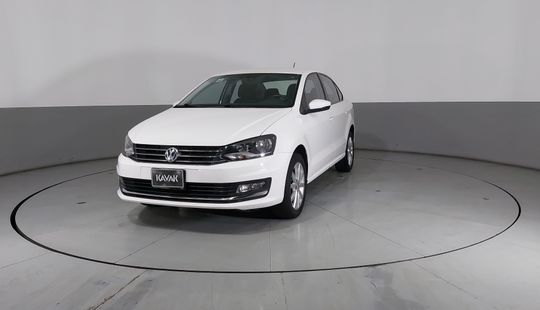 Volkswagen • Vento