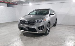 Kia • Sorento