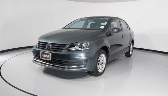 Volkswagen • Vento