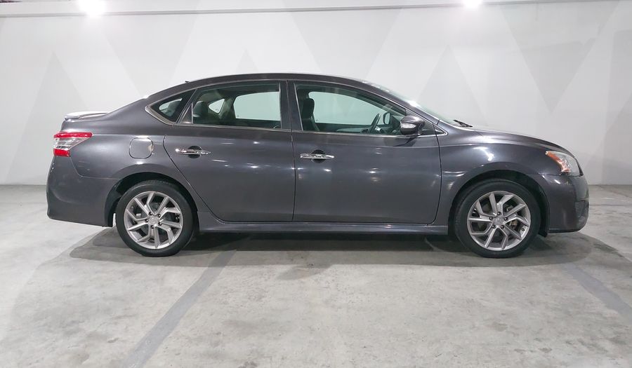 Nissan Sentra 1.8 SR NAVI CVT Sedan 2014