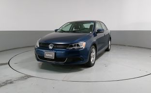 Volkswagen • Jetta