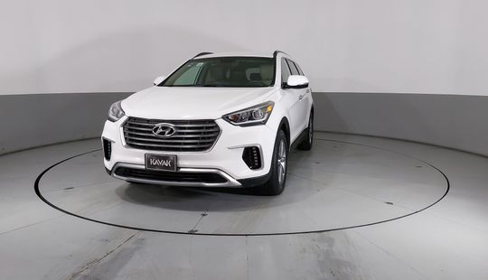 Hyundai • Santa Fe