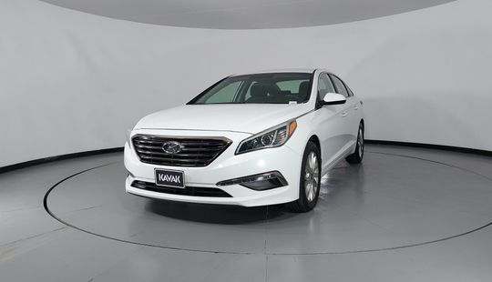 Hyundai • Sonata