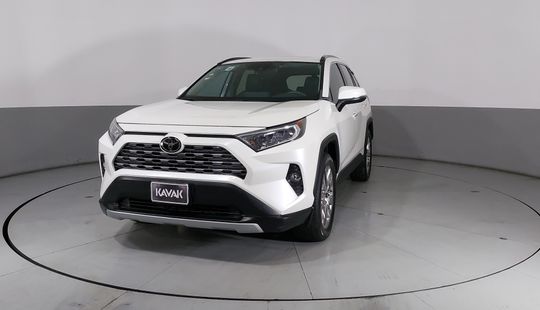 Toyota • RAV4