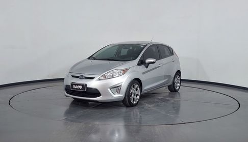 Ford Fiesta Kinetic Design 1.6 TITANIUM MT Hatchback 2012