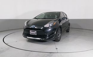 Toyota • Prius C