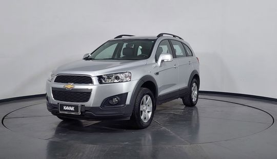 Chevrolet Captiva 2.4 LS MT 4x2-2016