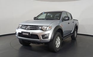 Mitsubishi • L200 Triton