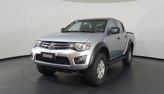 Mitsubishi • L200 Triton