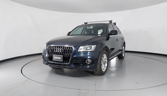 Audi • Q5