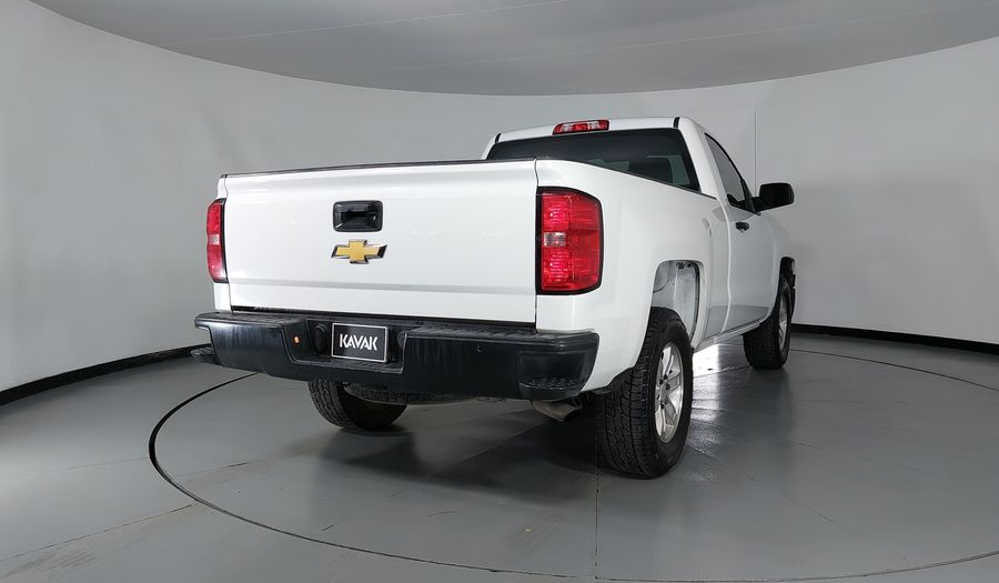 Chevrolet Silverado 1500 4.3 CAB REG F V6 AT Pickup 2015