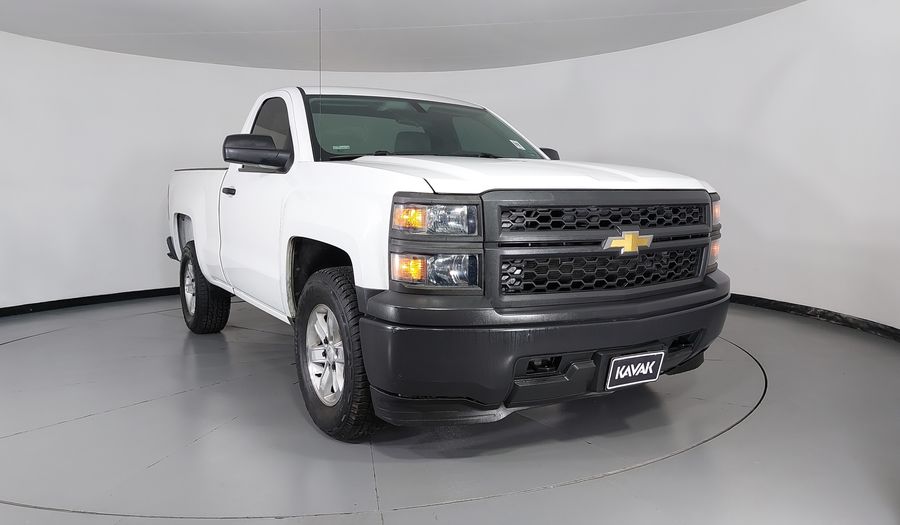 Chevrolet Silverado 1500 4.3 CAB REG F V6 AT Pickup 2015