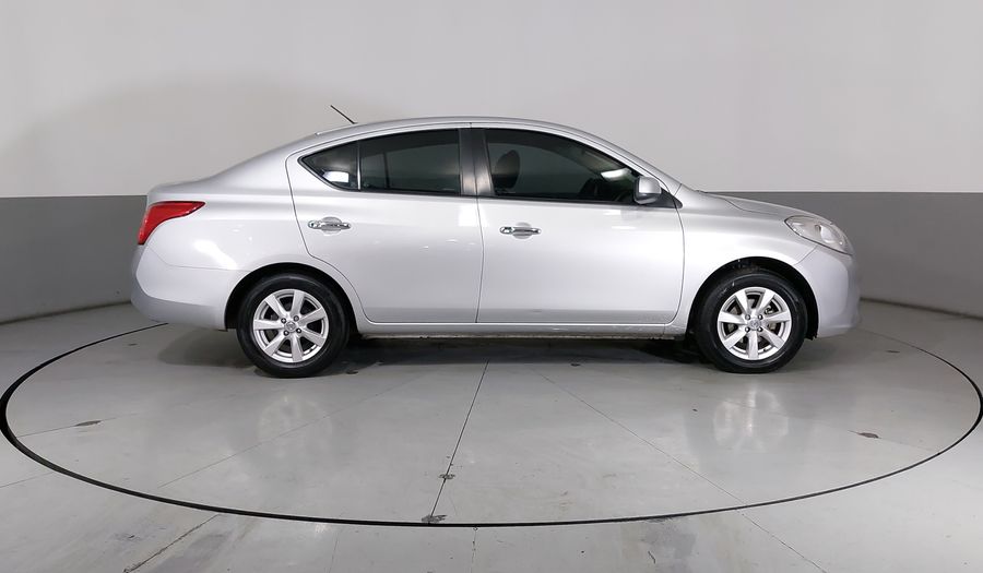 Nissan Versa 1.6 ADVANCE TM AC Sedan 2013