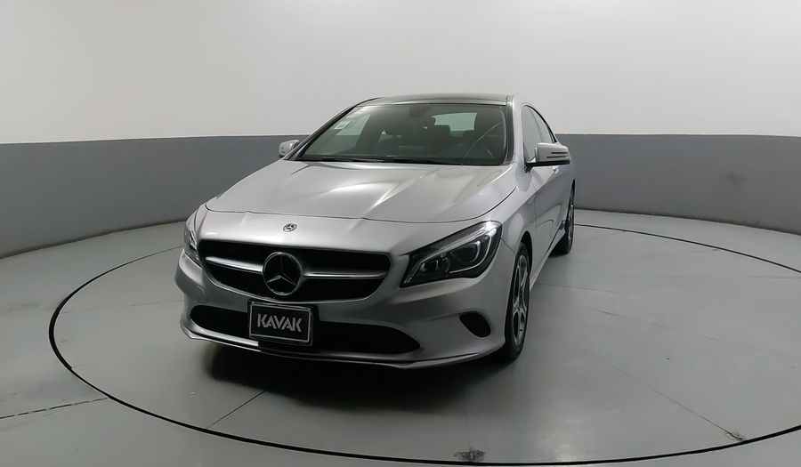 Mercedes Benz Clase Cla 1.6 CLA 200 SPORT DCT Coupe 2019