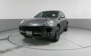 Porsche • Macan