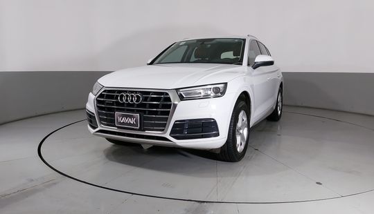 Audi • Q5