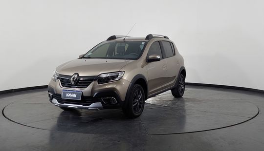 Renault • Sandero Stepway