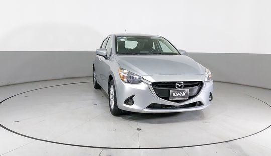 Mazda • Mazda 2