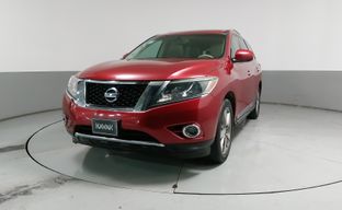 Nissan • Pathfinder