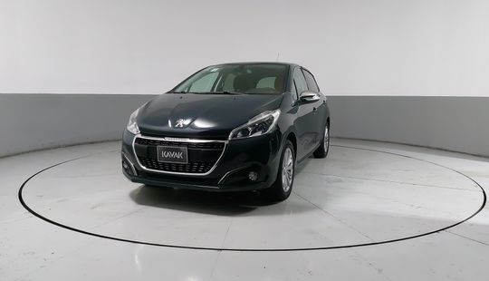 Peugeot • 208