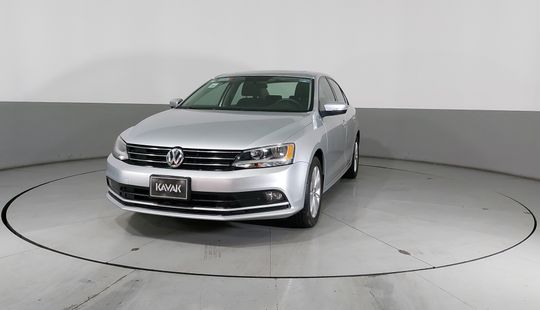 Volkswagen • Jetta