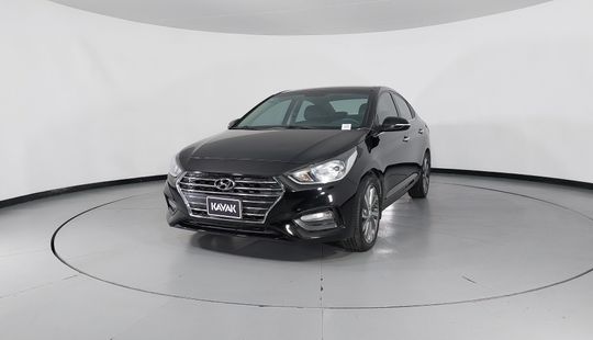 Hyundai • Accent