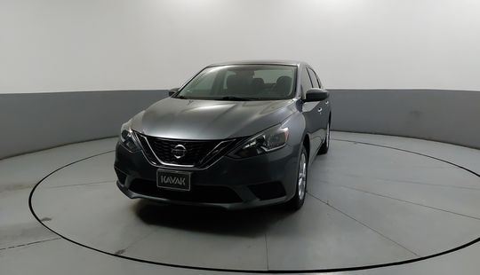 Nissan • Sentra