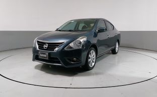 Nissan • Versa