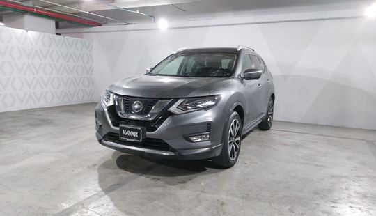 Nissan • X-Trail