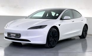 Tesla • Model 3