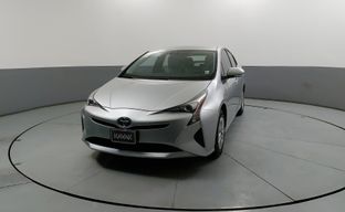 Toyota • Prius