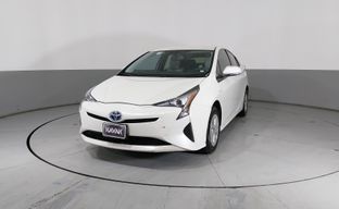 Toyota • Prius