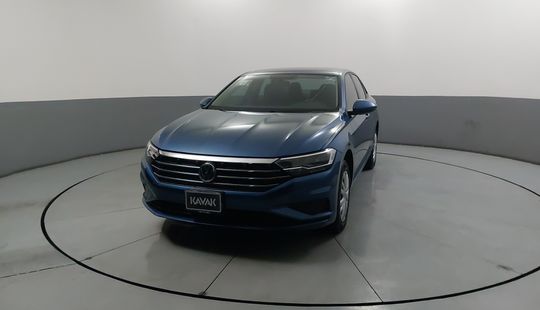 Volkswagen • Jetta