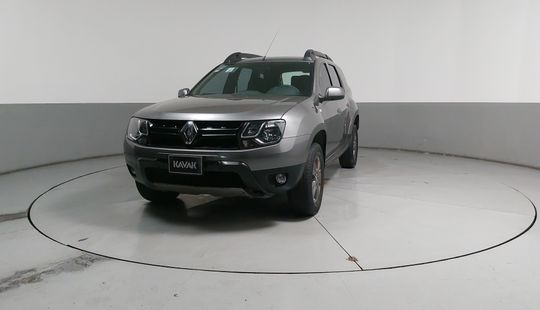 Renault • Duster