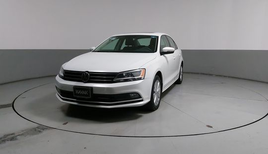 Volkswagen • Jetta