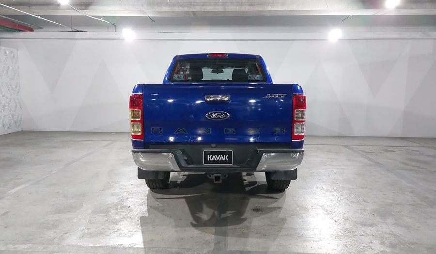 Ford Ranger 2.5 XLT GAS CREW CAB MT Pickup 2016